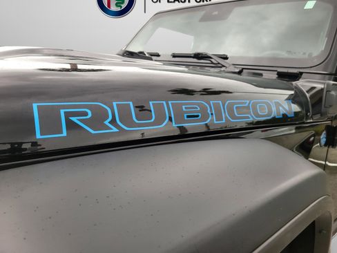 Used 2025 Jeep Wrangler Unlimited Rubicon 4xe w/ Convenience Group image 99