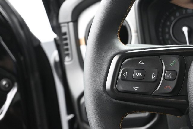 Used 2024 Jeep Wrangler Unlimited AWD/4WD image 28