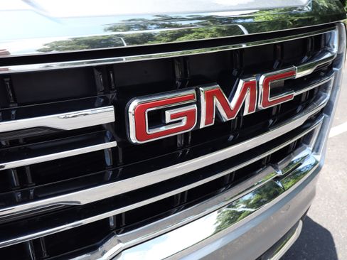 Used 2023 GMC Yukon SLT RWD image 16
