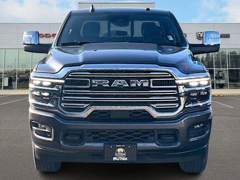 Used 2025 RAM 3500 Laramie image 6