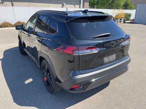 Used 2025 Toyota Corolla Cross AWD Hybrid image 7