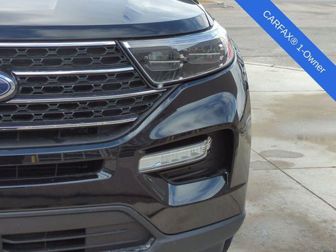 Used 2024 Ford Explorer XLT w/ Equipment Group 202A image 13