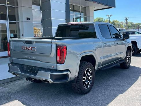 Used 2024 GMC Sierra 1500 AT4 w/ Technology Package AWD/4WD image 3