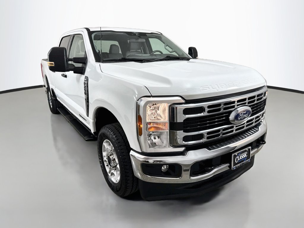 Used 2025 Ford F250 XLT w/ FX4 Off-Road Package AWD/4WD image 1
