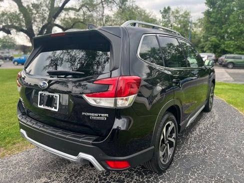 Used 2023 Subaru Forester Touring AWD/4WD image 8