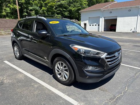 Used 2017 Hyundai Tucson SE AWD/4WD image 7