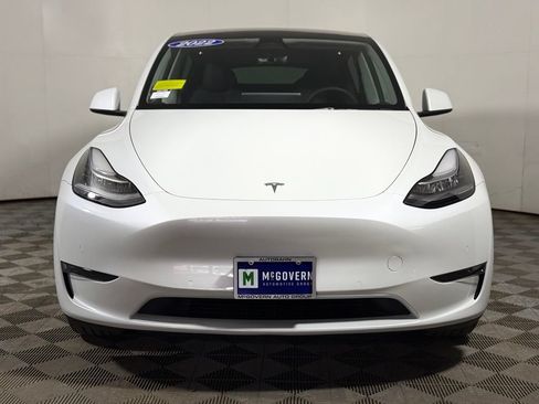 Used 2022 Tesla Model Y Long Range AWD/4WD image 10