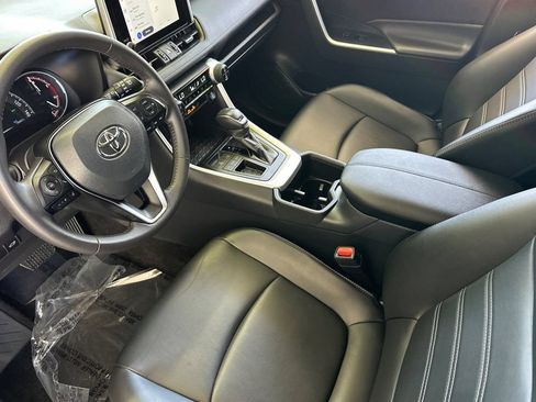 Used 2024 Toyota RAV4 XLE Premium FWD image 10