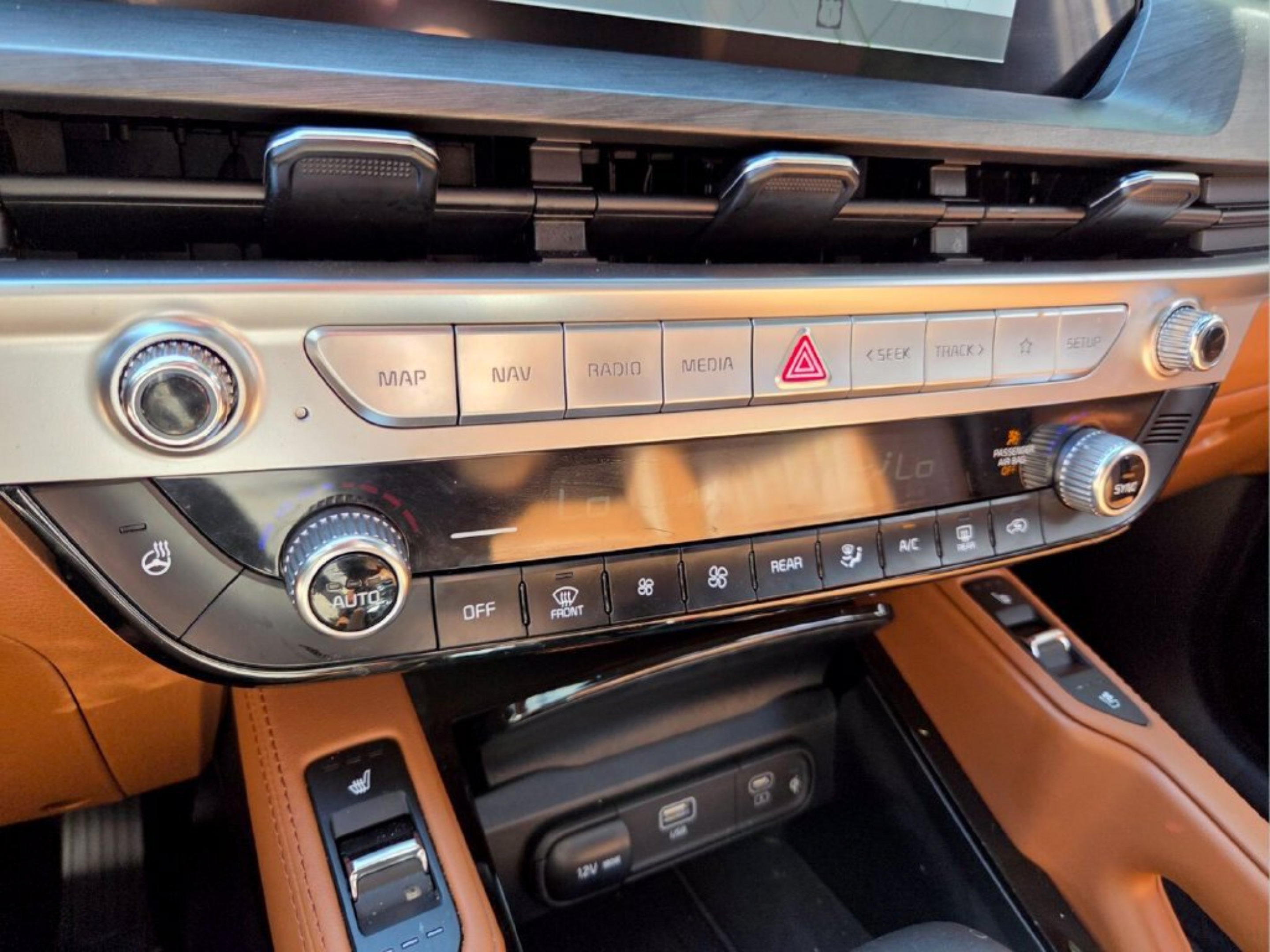Used 2025 Kia Telluride EX X-Line AWD/4WD image 26