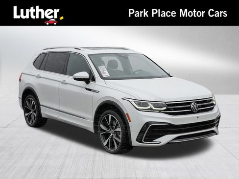 Certified 2022 Volkswagen Tiguan SEL R-Line AWD/4WD image 1