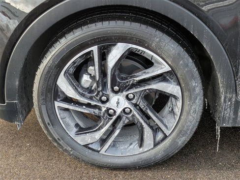 Used 2022 Chevrolet Bolt LT w/ Infotainment Package image 10