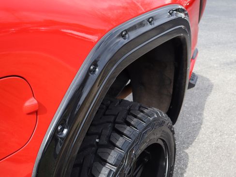 Used 2023 GMC Sierra 1500 Elevation w/ Preferred Package image 17