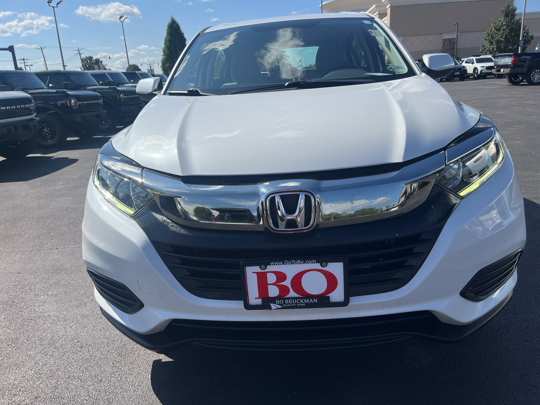 Used 2021 Honda HR-V LX image 2