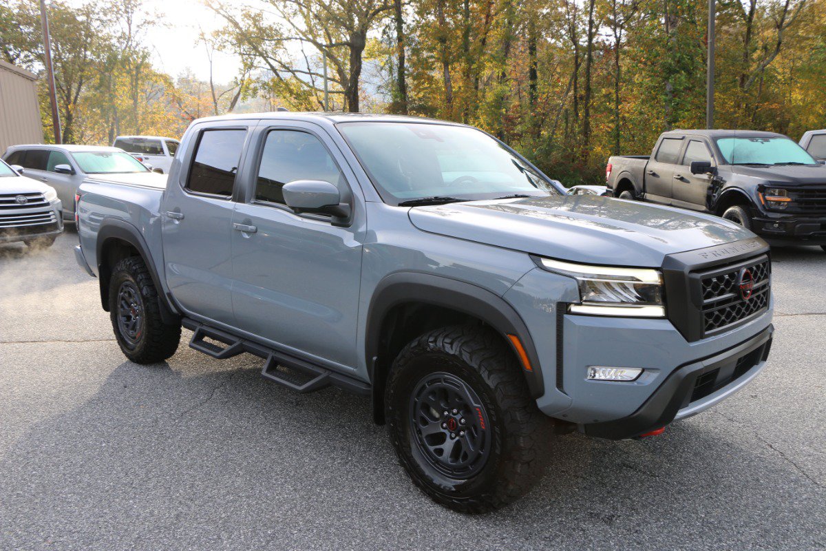 Used 2024 Nissan Frontier PRO-4X w/ Pro Premium Package AWD/4WD image 10