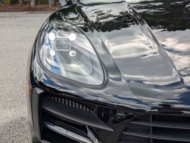Used 2020 Porsche Macan S AWD/4WD image 13