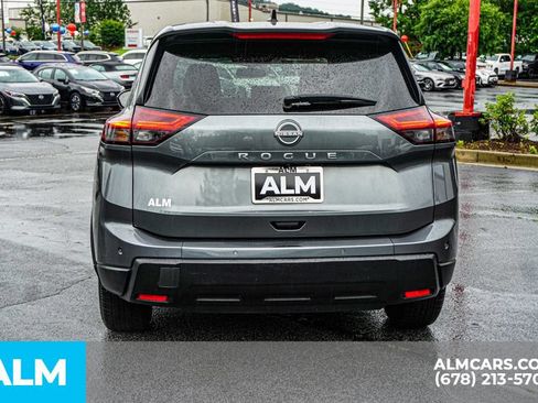 Used 2024 Nissan Rogue S FWD image 11