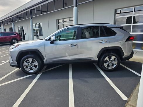 Used 2025 Toyota RAV4 XLE w/ Convenience Package AWD/4WD image 2