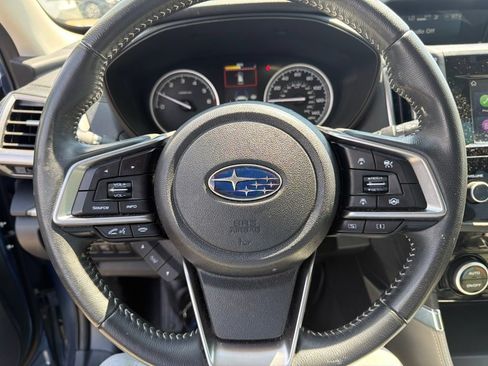 Used 2024 Subaru Forester Premium AWD/4WD image 2