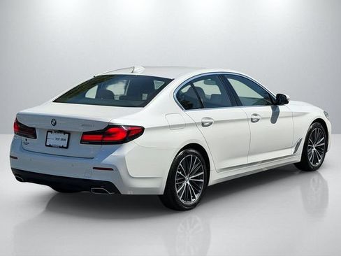 Used 2023 BMW 530i w/ Convenience Package RWD image 7