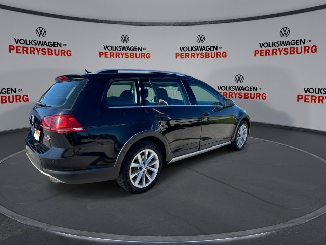 Used 2017 Volkswagen Golf Alltrack SE AWD/4WD image 8