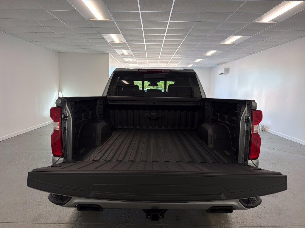 New 2026 Chevrolet Silverado 1500 RST w/ RST All Star Premium Package AWD/4WD image 8