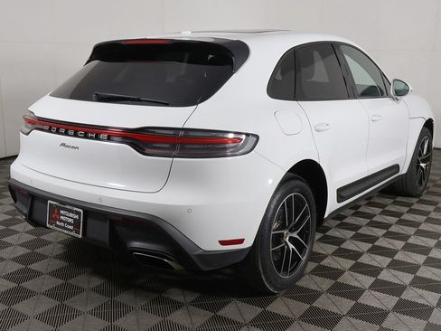 Used 2023 Porsche Macan AWD/4WD image 12