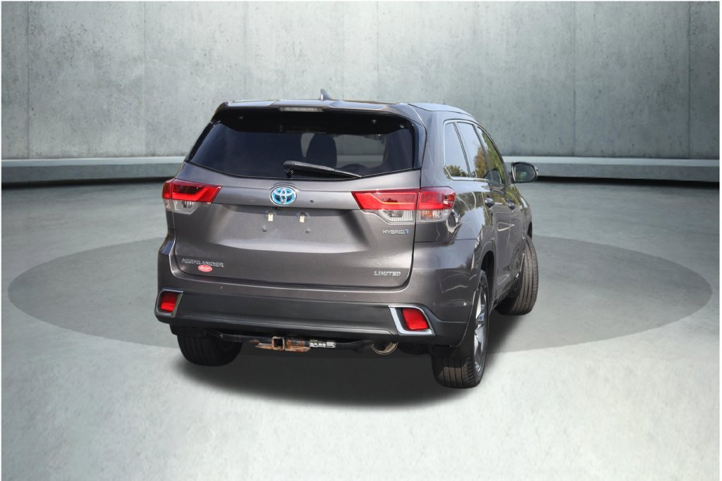 Used 2017 Toyota Highlander Limited AWD/4WD image 13