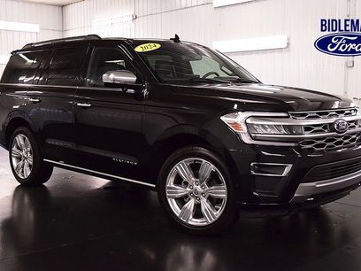 Used 2024 Ford Expedition Platinum