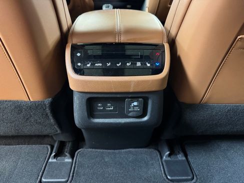Used 2025 INFINITI QX60 Autograph w/ Cargo Package image 18
