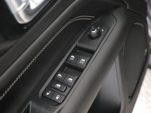 Used 2022 Jeep Compass Altitude image 18