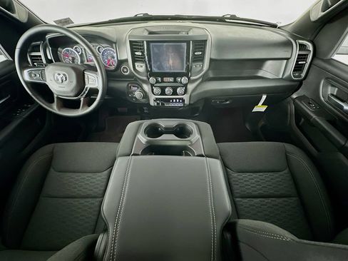 New 2026 RAM 1500 Express AWD/4WD image 9
