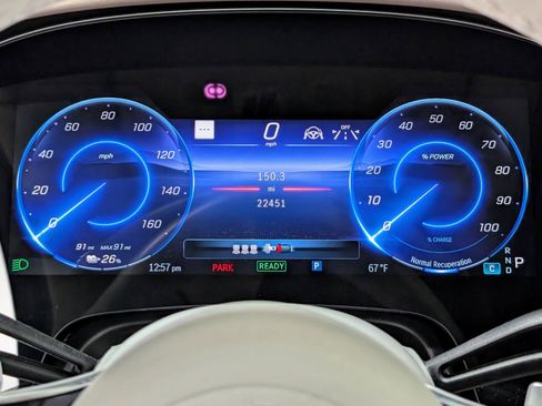 Used 2023 Mercedes-Benz EQS 580 4MATIC SUV image 35