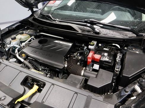 Certified 2024 Nissan Rogue SV image 17