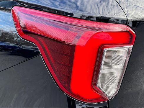 Used 2023 Ford Explorer ST w/ Equipment Group 401A image 31