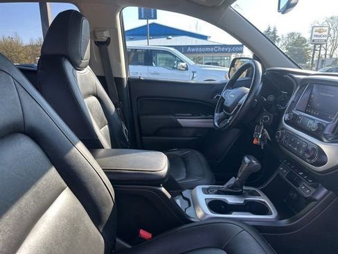 Used 2019 Chevrolet Colorado ZR2 w/ ZR2 Midnight Special Edition AWD/4WD image 13