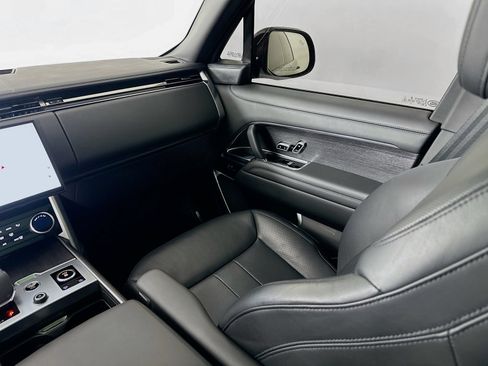 Used 2023 Land Rover Range Rover Long Wheelbase Autobiography AWD/4WD image 22