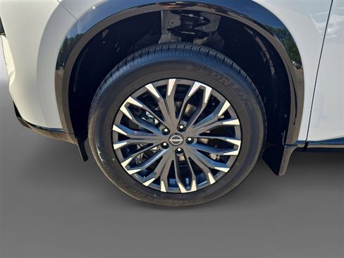 New 2026 Nissan Rogue Platinum AWD/4WD image 9