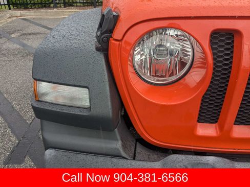 Used 2023 Jeep Wrangler Unlimited Sport AWD/4WD image 10