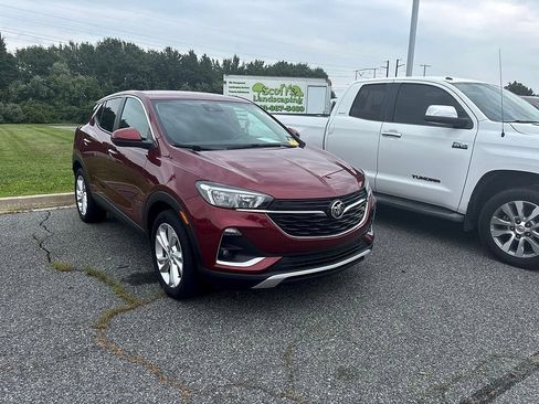 Used 2023 Buick Encore GX Preferred w/ Cold Weather Comfort Package FWD image 1