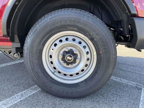 New 2025 Ford Bronco 4-Door AWD/4WD image 4