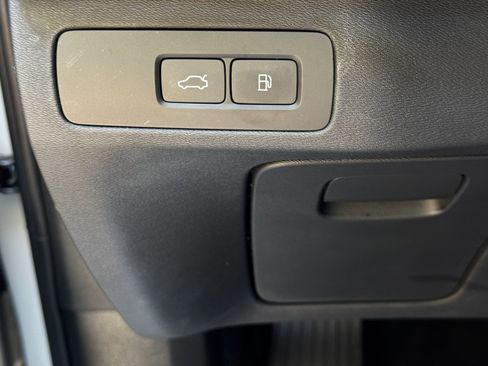 Used 2023 Volvo XC90 T8 Ultimate w/ Protection Package Premier image 20