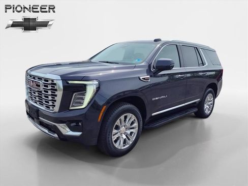 Used 2025 GMC Yukon Denali AWD/4WD image 1