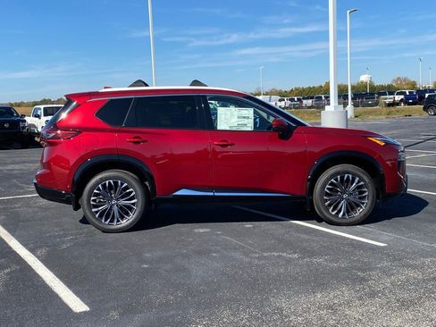 New 2026 Nissan Rogue Platinum w/ Platinum Premium Package image 4