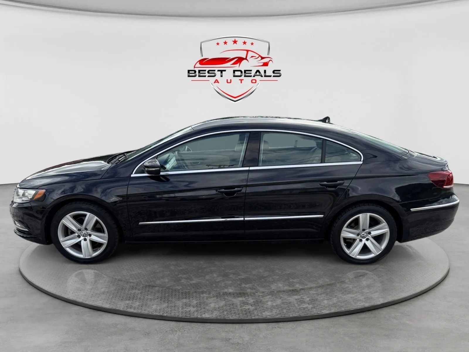 Used 2015 Volkswagen CC Sport FWD image 2