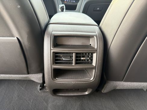 Certified 2023 Cadillac XT5 Sportv image 27