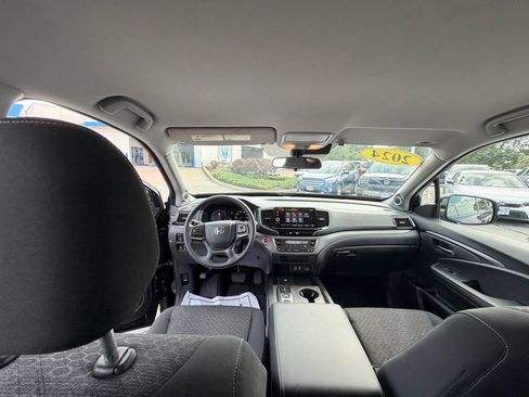 Used 2024 Honda Ridgeline Sport image 22