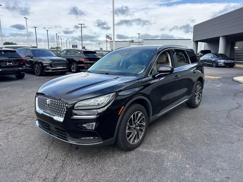 Used 2020 Lincoln Corsair FWD w/ Equipment Group 101A image 3