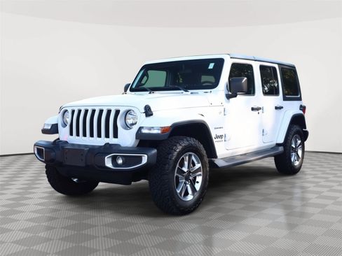 Used 2020 Jeep Wrangler Unlimited Sahara w/ Cold Weather Group AWD/4WD image 3