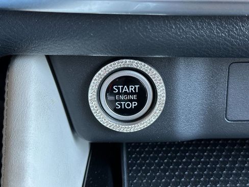 Used 2023 Nissan Rogue SL w/ SL Premium Package FWD image 21