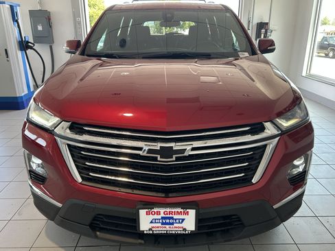 Used 2023 Chevrolet Traverse LT w/ LPO, Floor Liner Package AWD/4WD image 5